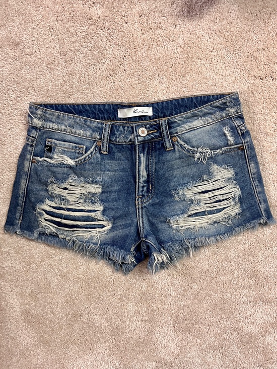 KanCan Pants - KanCan Mid Rise Boyfriend Denim Shorts Size S 29in Heavy Distress Frayed Hem